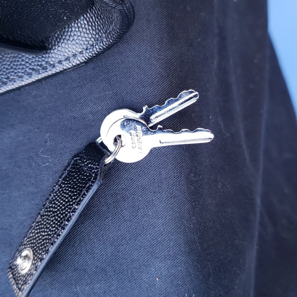 ⭐ LIKE NEW Saint Laurent Women Sac De Jour YSL - Picture 7 of 13